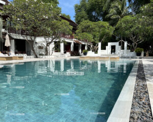 หินปูสระว่ายน้ำ หินธรรมชาติ