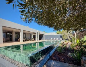 A Splash of Emerald Green in Prince Albert