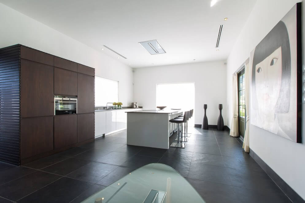 hsn-black-berry-flooring-interior-modern-kitchen