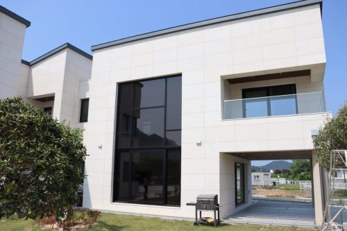hsn-albina-honed-exterior-wall-cladding-house-back