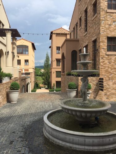 hsn-basalt-cobblestone-exterior-plaza-fountain