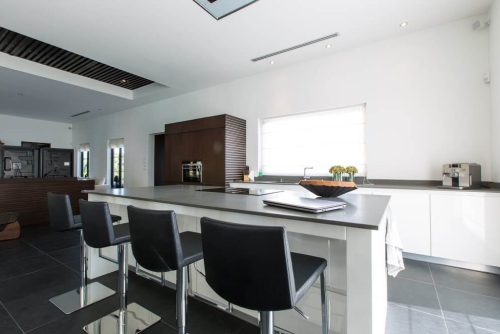 hsn-black-berry-flooring-interior-modern-kitchen-island-chairs