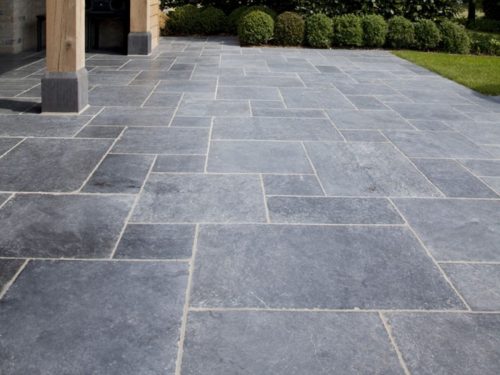 hsn-bluestone-roman-pattern-patio