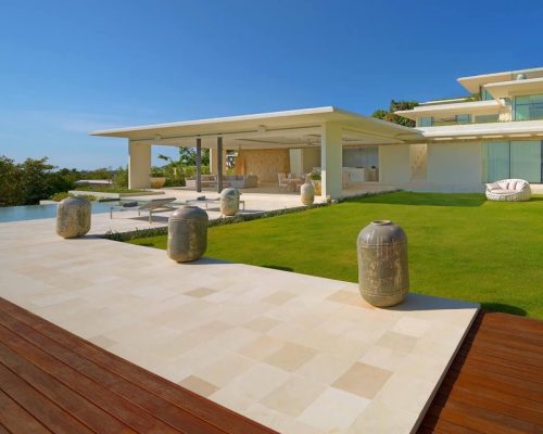hsn-classic-white-honed-luxury-pool-terrace