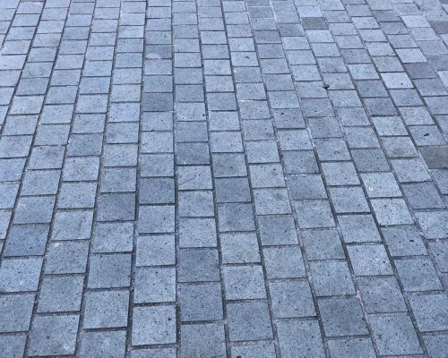 hsn-grey-sukabumi-antique-outdoor-paving-close-up
