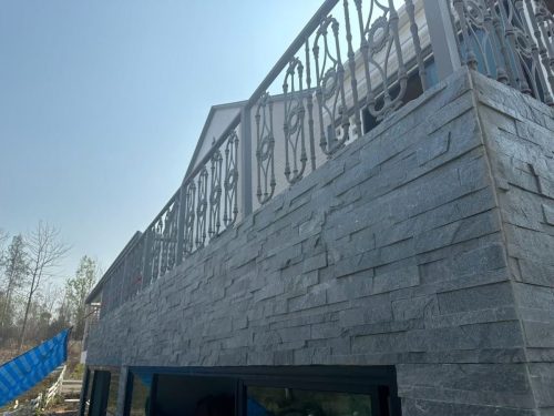 hsn-silver-grey-natural-stacked-wall-cladding-exterior-modern-side