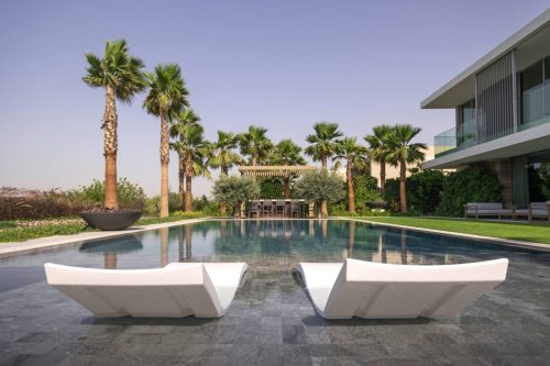 hsn-white-cloud-sanded-exterior-swimming-pool-baja-shelf-trees