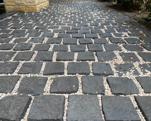 hsn-black-granite-cobblestone-outdoor-paving